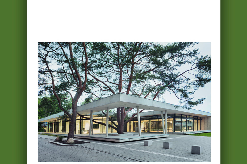 Titelseite mit Überschrift "Architektur und Wissen" "Räume der Zukunft" vom "Deutscher Architektur Verlag".